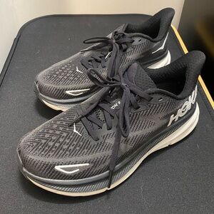 HOKA Clifton 9